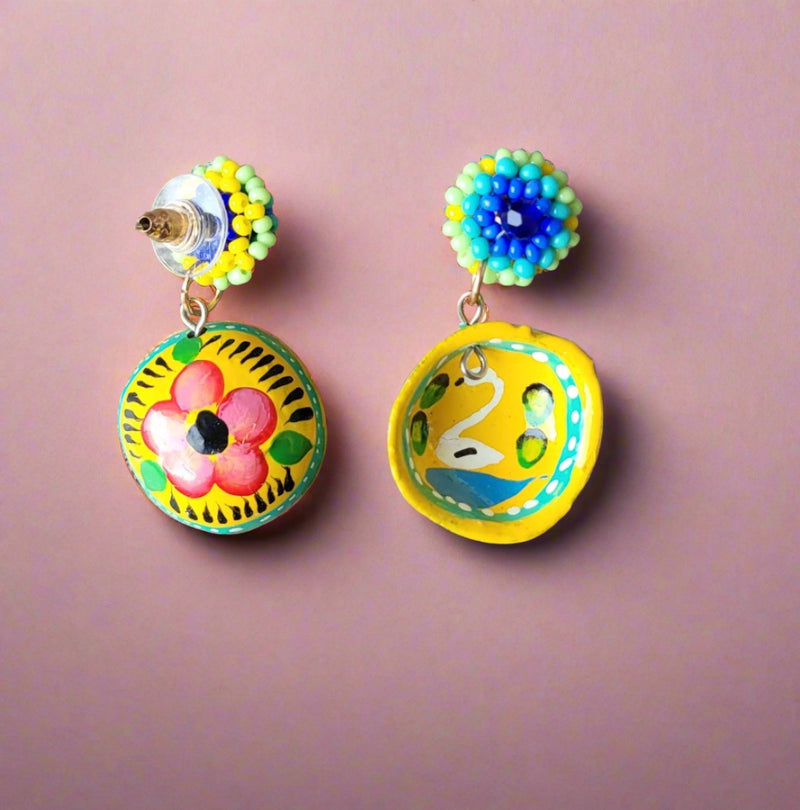 Yellow Jicaras earrings