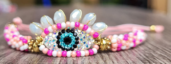 Evil eye beaded bracelet