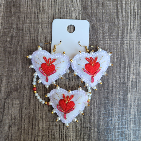 White sagrado corazon embroidered bracelet/earrings set